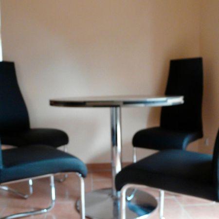 Ferienhaus Direkt An See & Strand 高恩莱宾 外观 照片